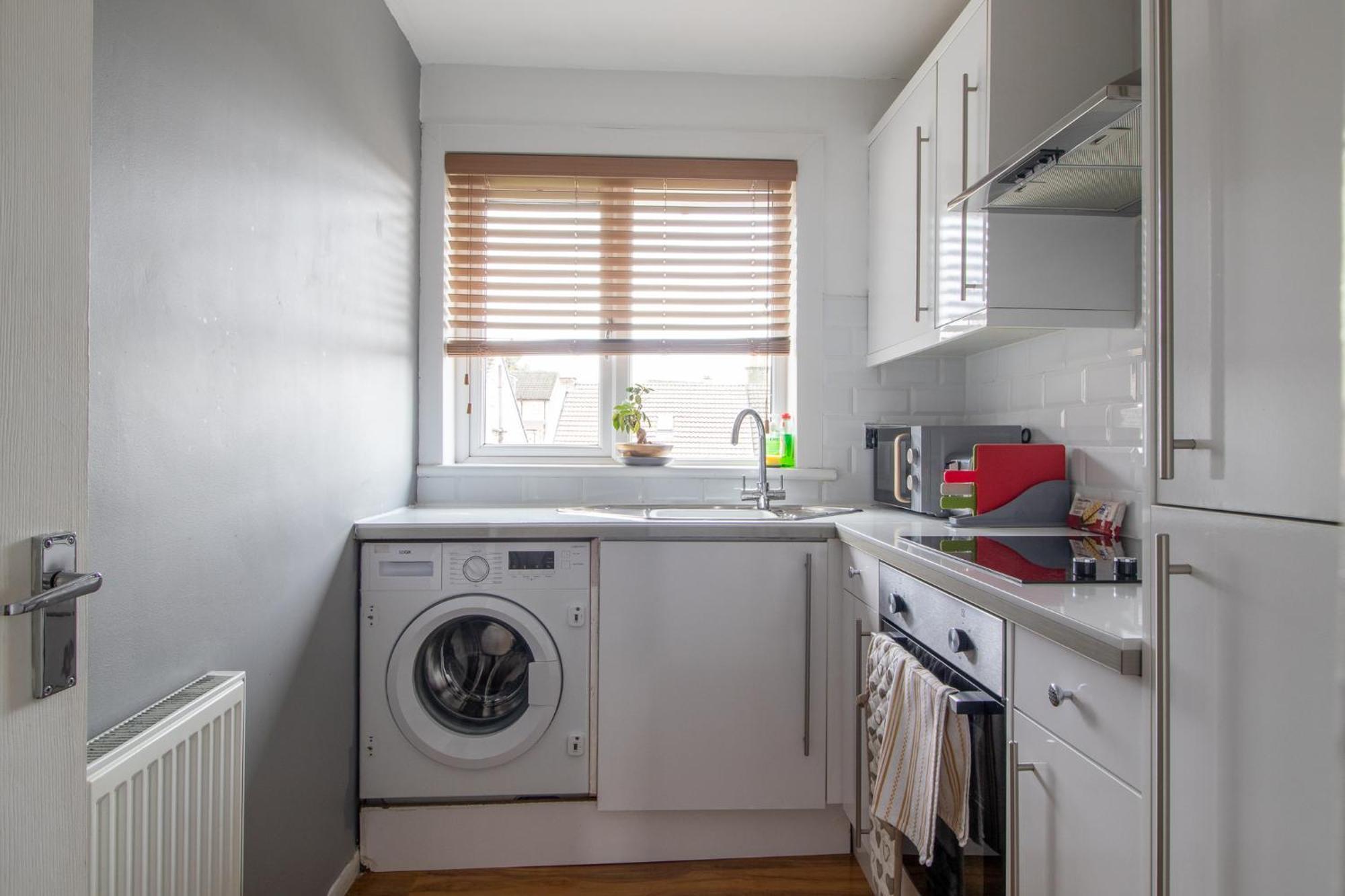 1 Bed Apartment Central Hamilton Free Wifi With Great Transport Links To Glasgow Buitenkant foto