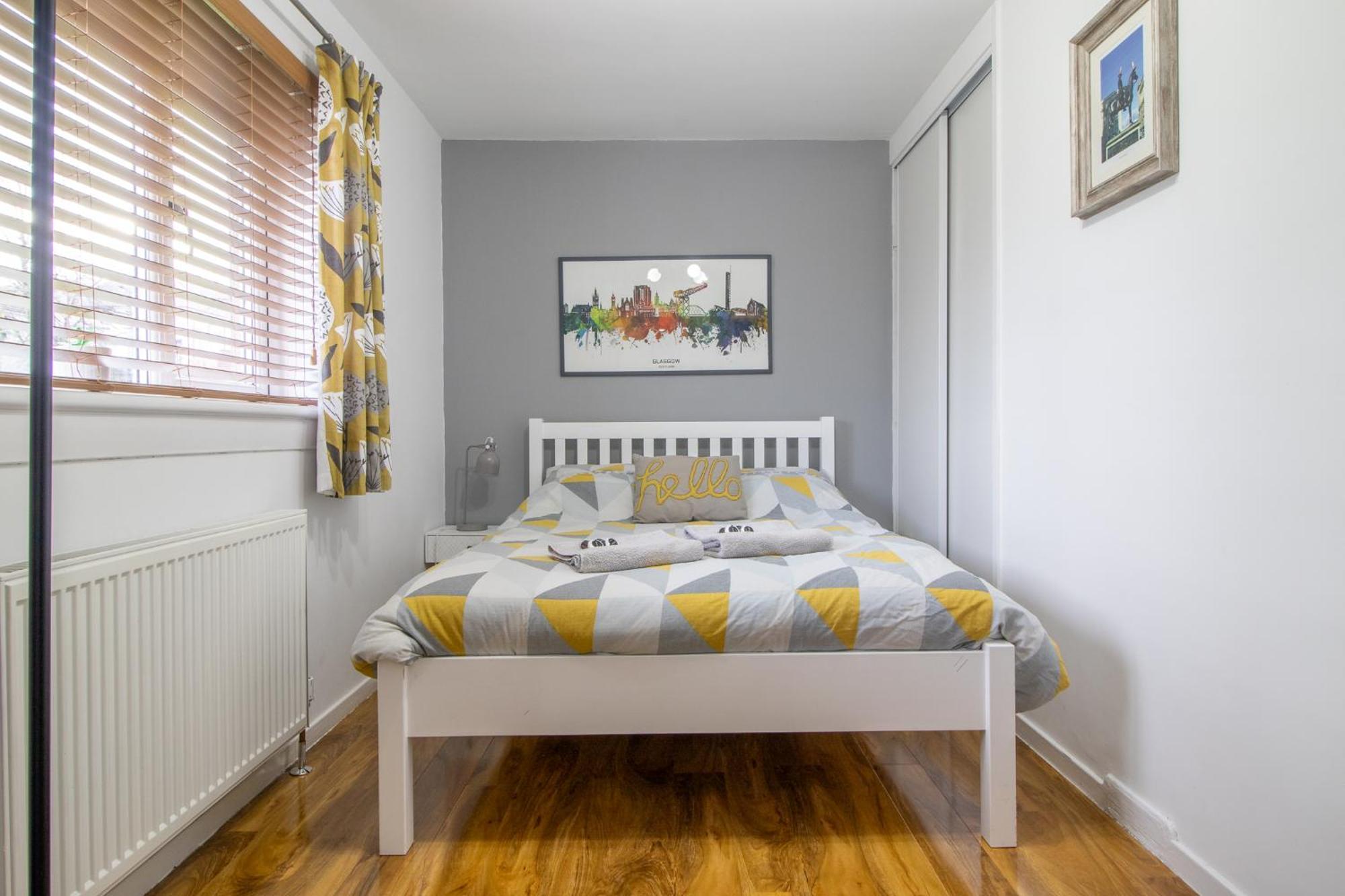 1 Bed Apartment Central Hamilton Free Wifi With Great Transport Links To Glasgow Buitenkant foto