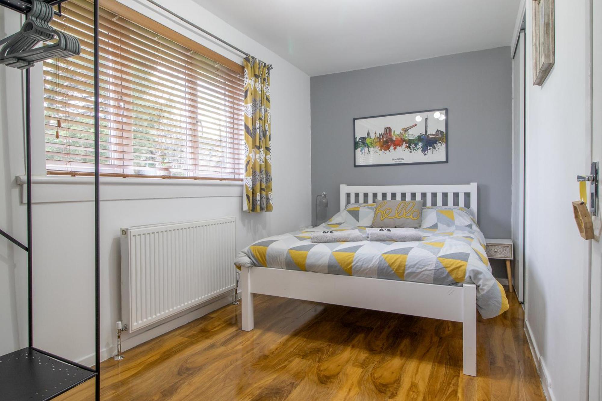 1 Bed Apartment Central Hamilton Free Wifi With Great Transport Links To Glasgow Buitenkant foto